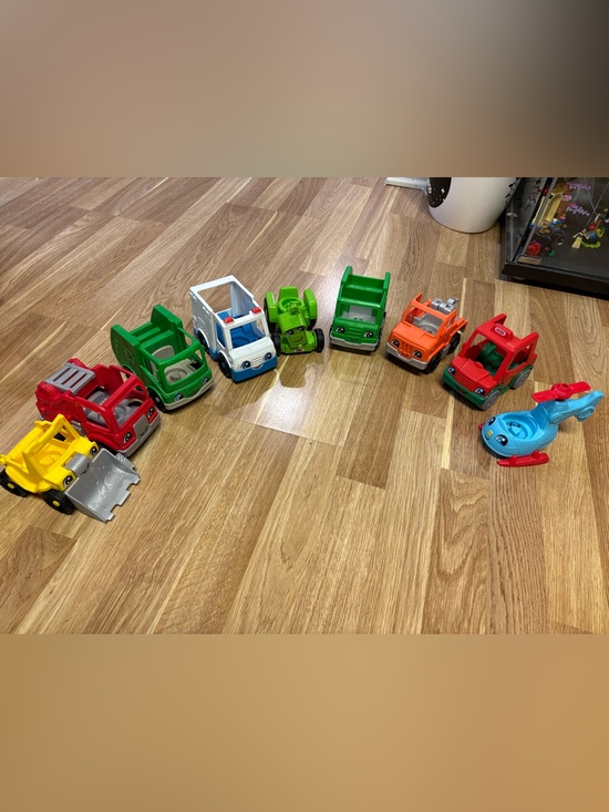 Fisher-Price Other - Fisher-price Little people cars and vehicles bundle